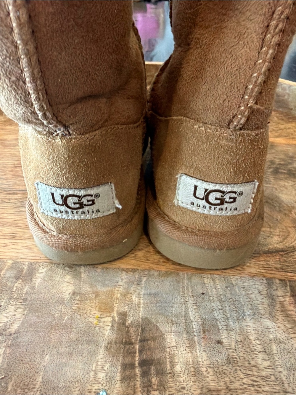 UGG Kids Tall Chestnut Bailey Button Shearling Boots kids 13 - Picture 5 of 10